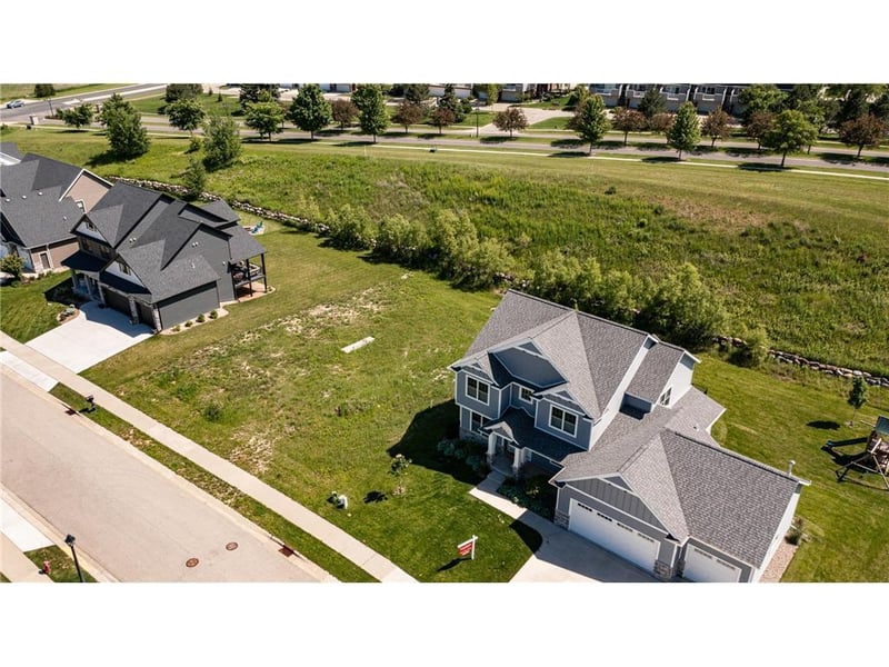1004 Southwell Enclave NE, Byron, MN 55920