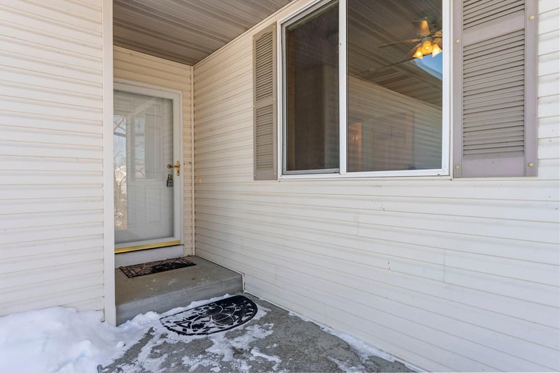 501 Meadow Ln, Norwood Young America, MN 55397