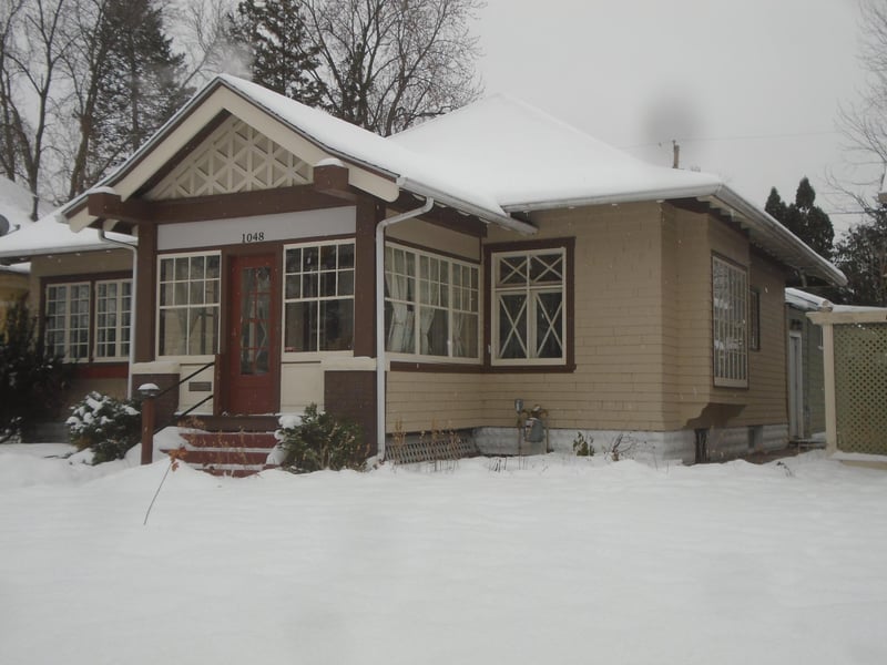 1048 Linwood Ave, Saint Paul, MN 55105