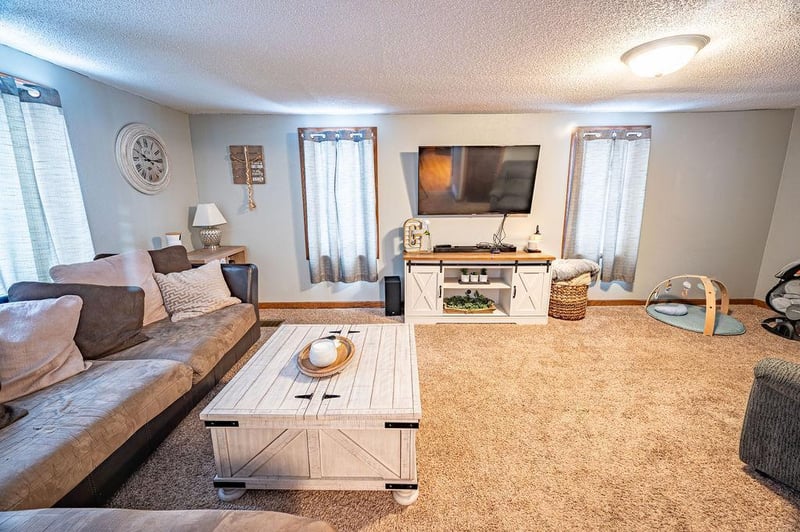 223 E Main St, Ellsworth, WI 54011