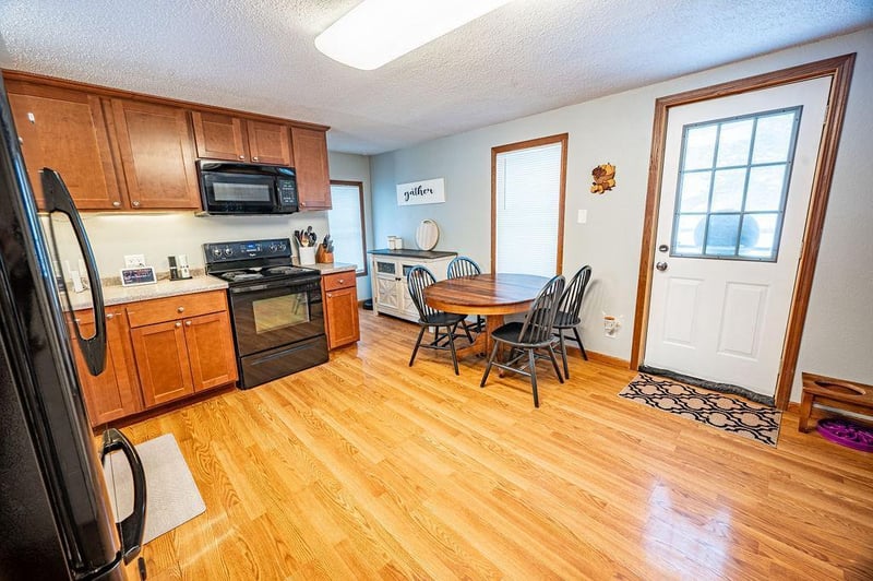 223 E Main St, Ellsworth, WI 54011