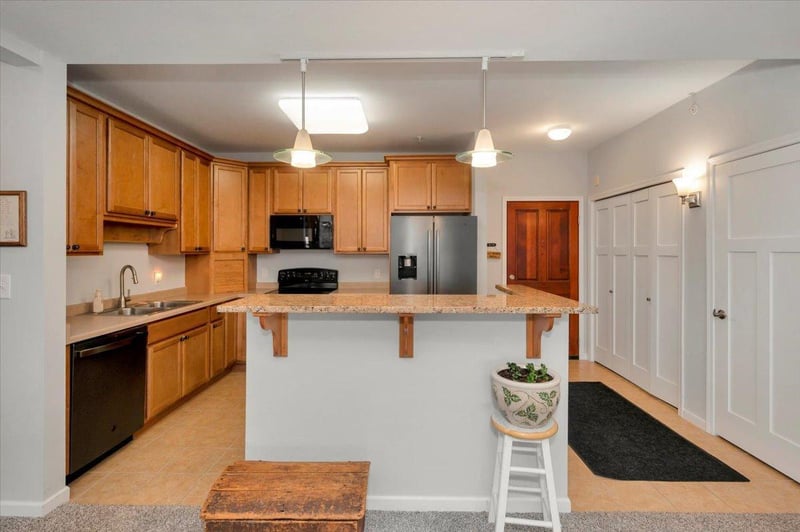 1126 Mesaba Ave #119, Duluth, MN 55811