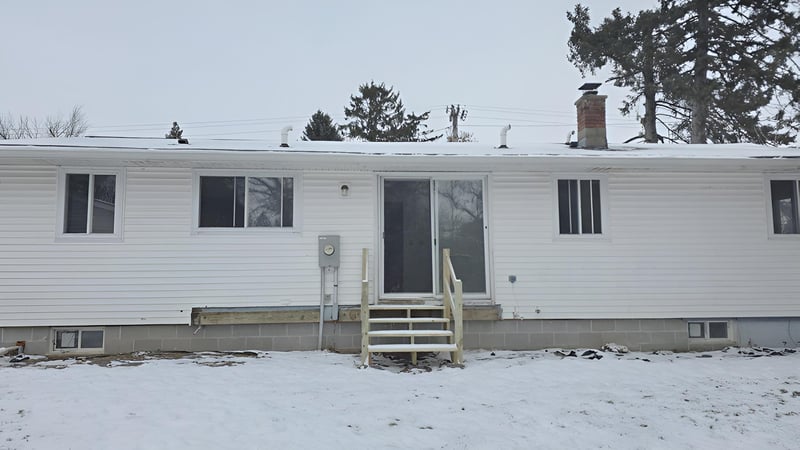 118 E Monroe Ave, Barron, WI 54812