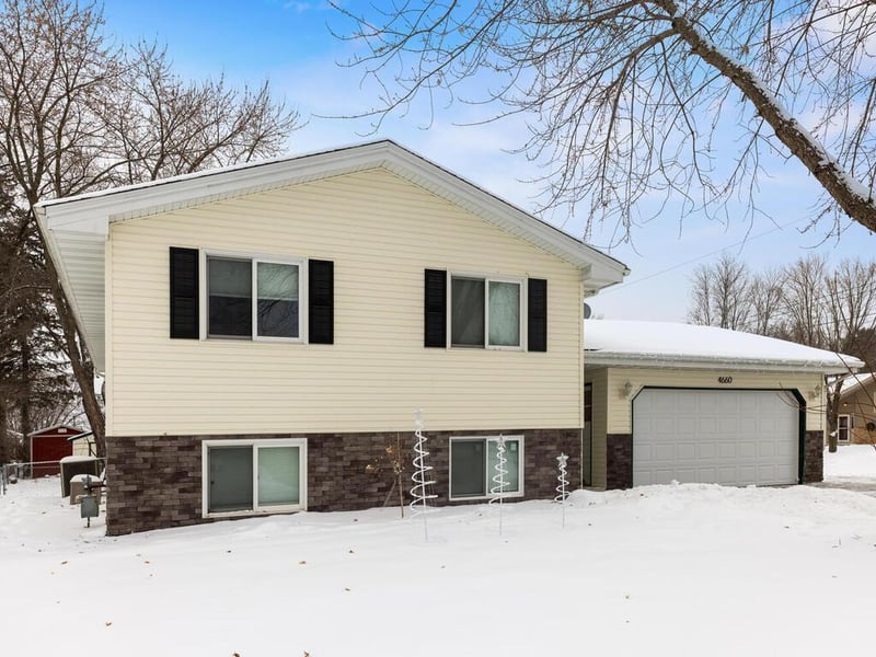 4660 104th Ln NE, Blaine, MN 55014