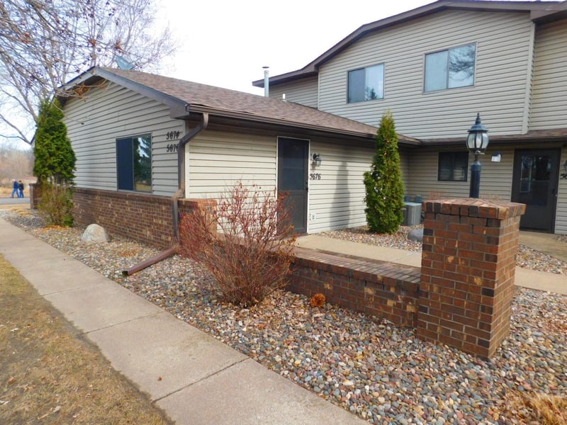 5676 Brandlwood Ct #53, White Bear Lake, MN 55110