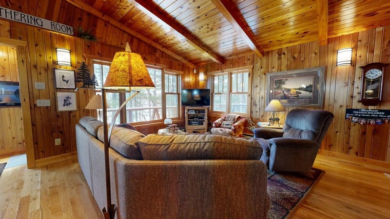 24756 Goldfinch Dr, Nevis, MN 56467