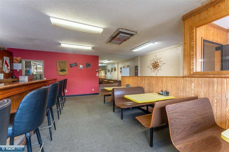 114 N Main St, Aurora, MN 55705