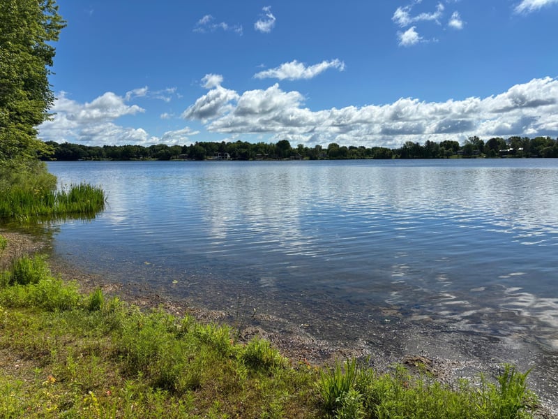 12521 Homestead Dr, Hugo, MN 55110