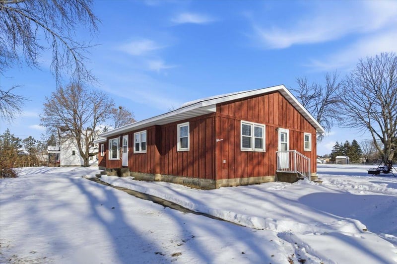 3575 Vermillion St, Hastings, MN 55033