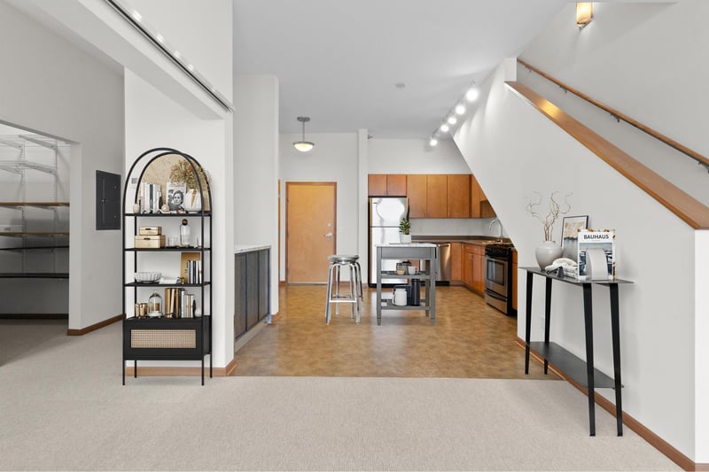 2650 University Ave W #311, Saint Paul, MN 55114