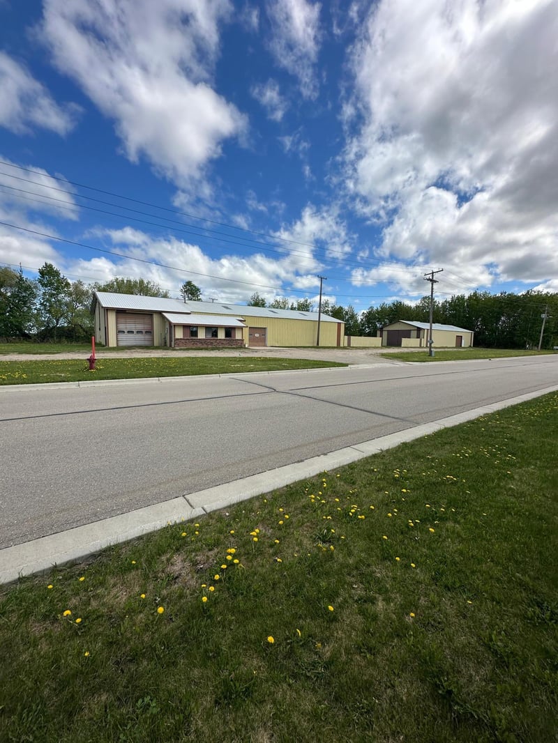 900 2nd St NW, Baudette, MN 56623