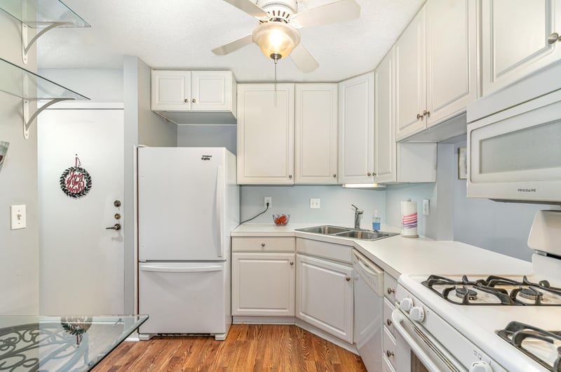 7520 Cahill Rd #203A, Edina, MN 55439