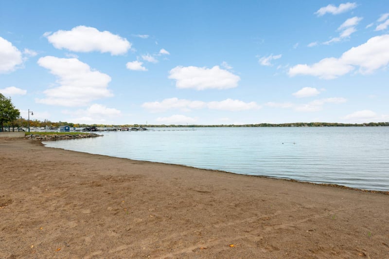 744 N Shore Dr, Forest Lake, MN 55025