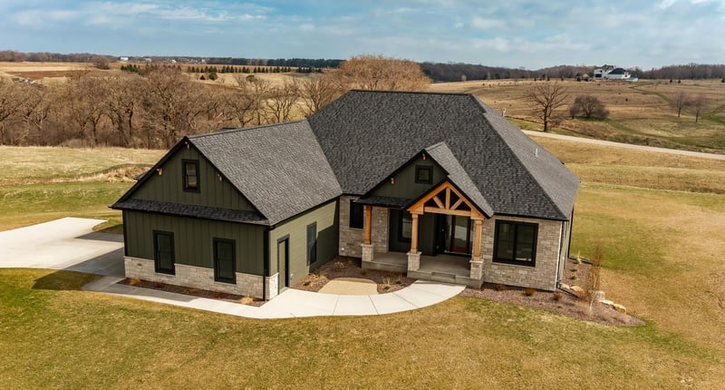 4980 Royal Oaks Cir SW, Rochester, MN 55902