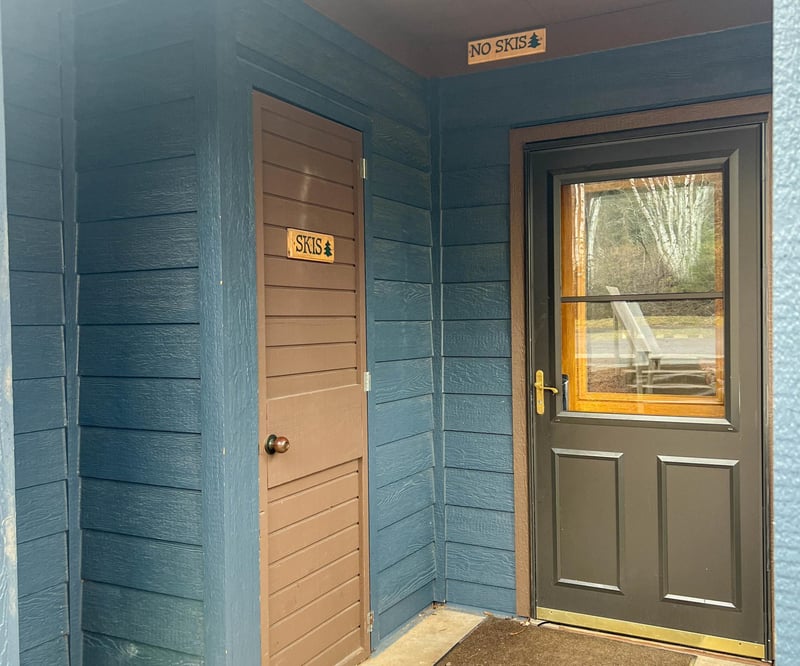 529 Moose Mountain Dr, Lutsen, MN 55615