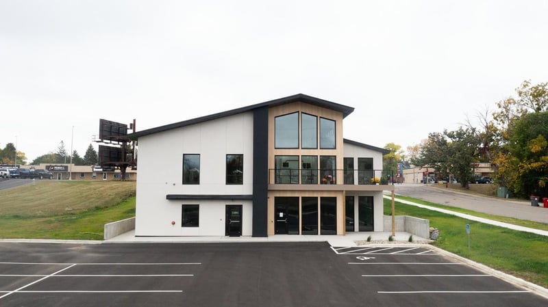 403 3rd Ave E #Suite 2, Alexandria, MN 56308