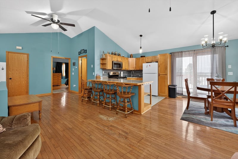 7906 Birchview Rd, Grasston, MN 55030
