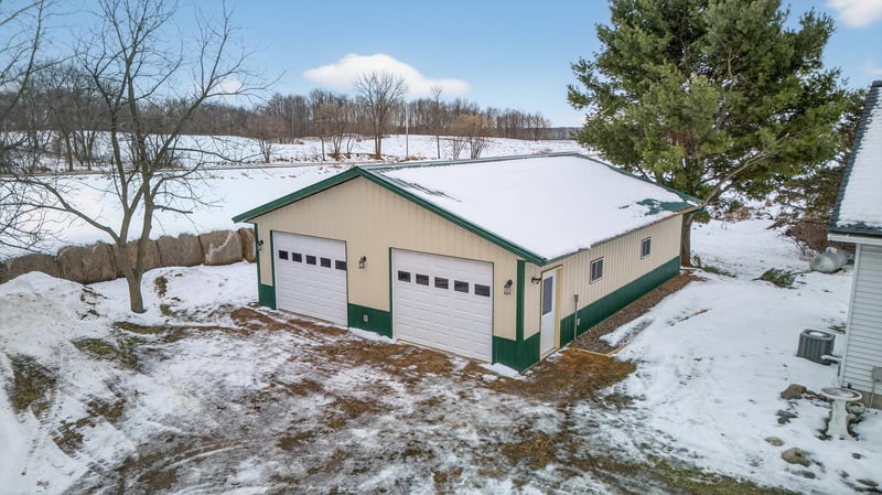 7906 Birchview Rd, Grasston, MN 55030