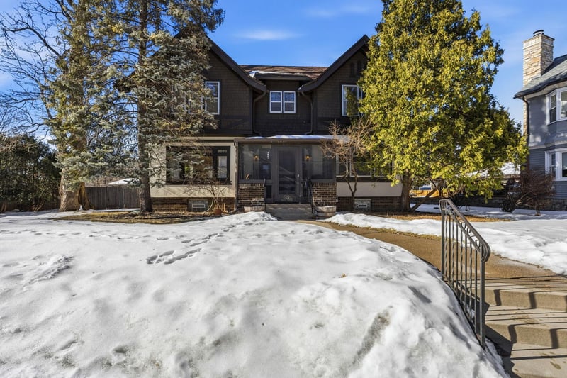 2426 Sheridan Ave S, Minneapolis, MN 55405