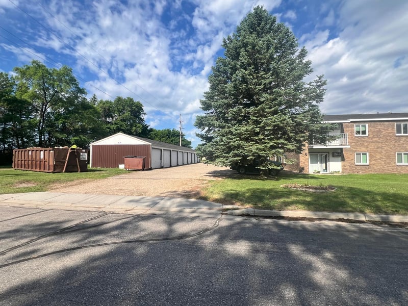 207 and 213 9th Ave, Madison, MN 56256