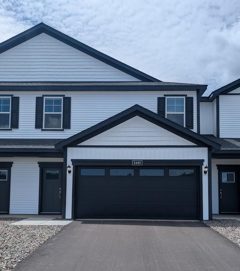 5491 Fall Meadow Trl, North Branch, MN 55056