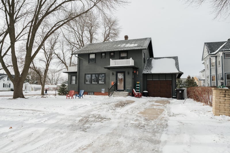 226 S Linton St, Blue Earth, MN 56013