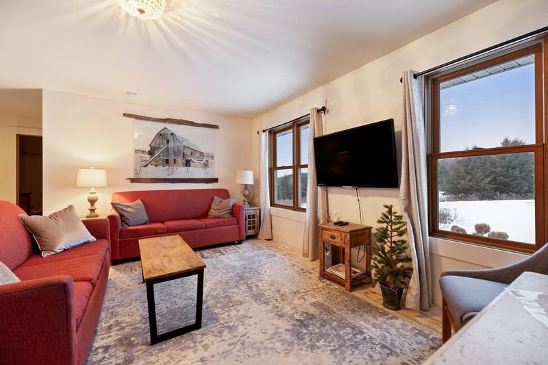 1525 6 1/2th Ave, Hillsdale, WI 54733
