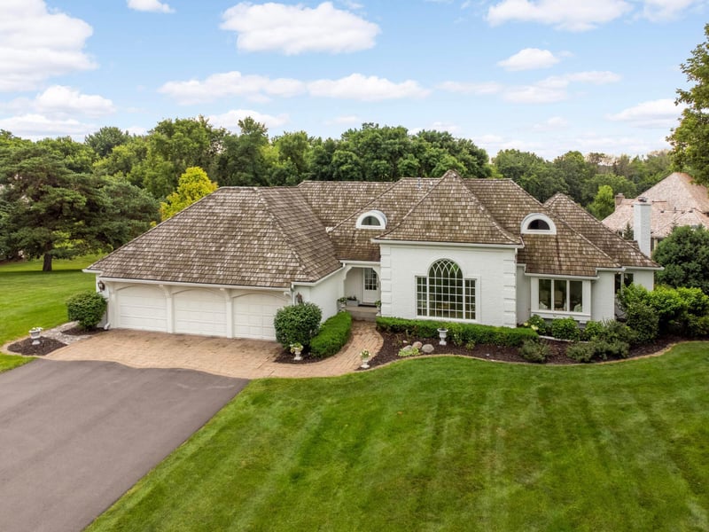 2255 French Creek Cir, Wayzata, MN 55391