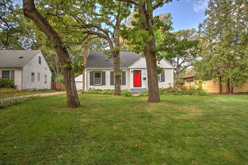 7004 Knox Ave S, Richfield, MN 55423