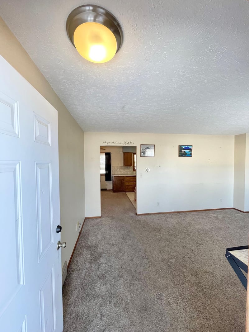215 N Swain St, Redwood Falls, MN 56283