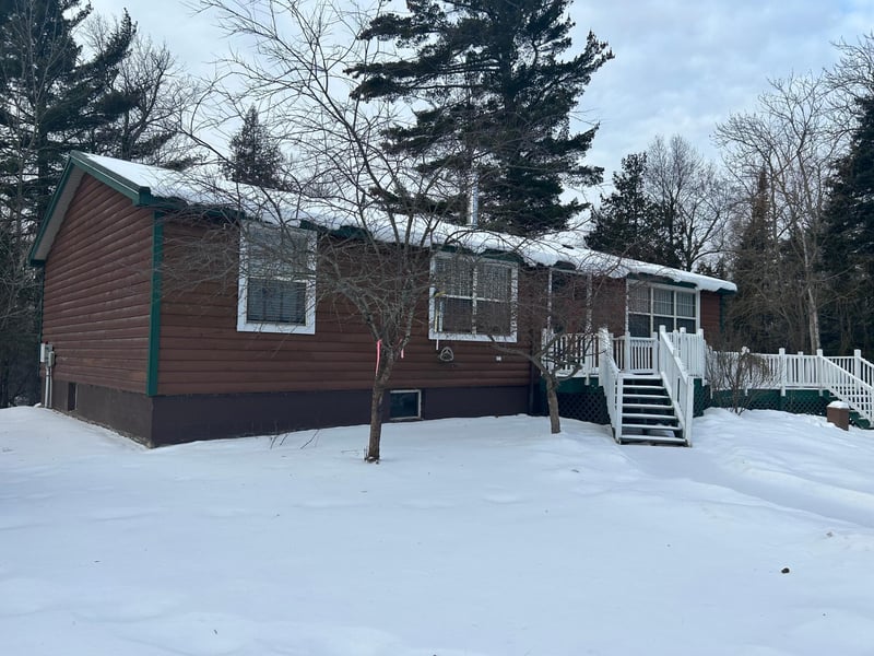 1302 Old North Shore Rd, Duluth, MN 55804