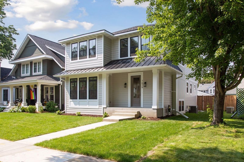 2084 Palace Ave, Saint Paul, MN 55105