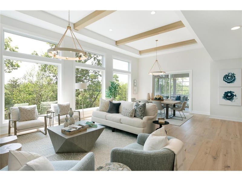 9257 Timberland Trl, Eden Prairie, MN 55347