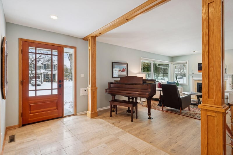 5501 Park Pl, Edina, MN 55424