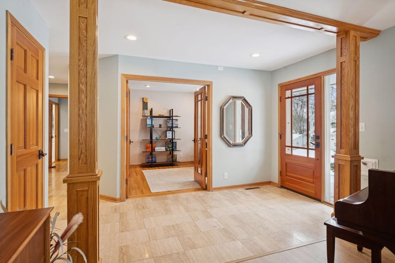 5501 Park Pl, Edina, MN 55424