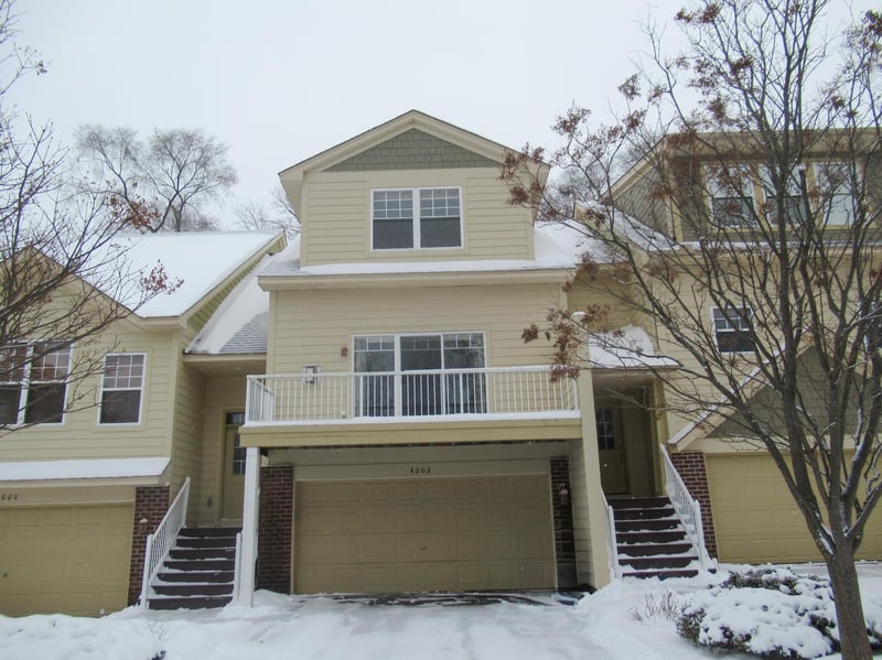 4002 Cedar Grove Ln, Eagan, MN 55122