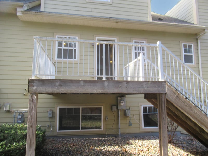 4002 Cedar Grove Ln, Eagan, MN 55122