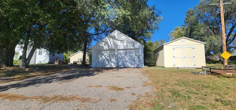 710 Johnson St, Henning, MN 56551