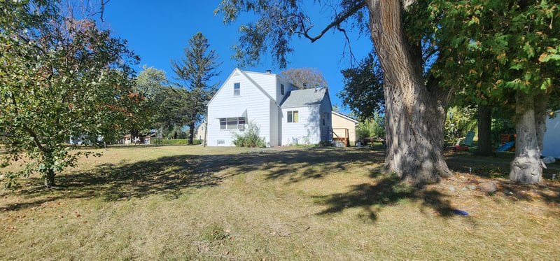 710 Johnson St, Henning, MN 56551