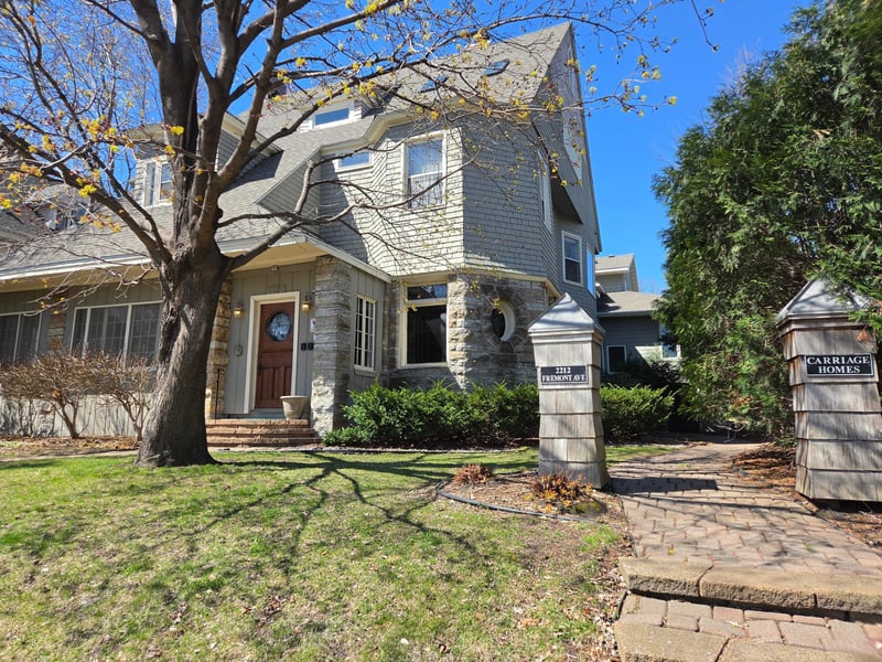 2212 Fremont Ave S #5, Minneapolis, MN 55405