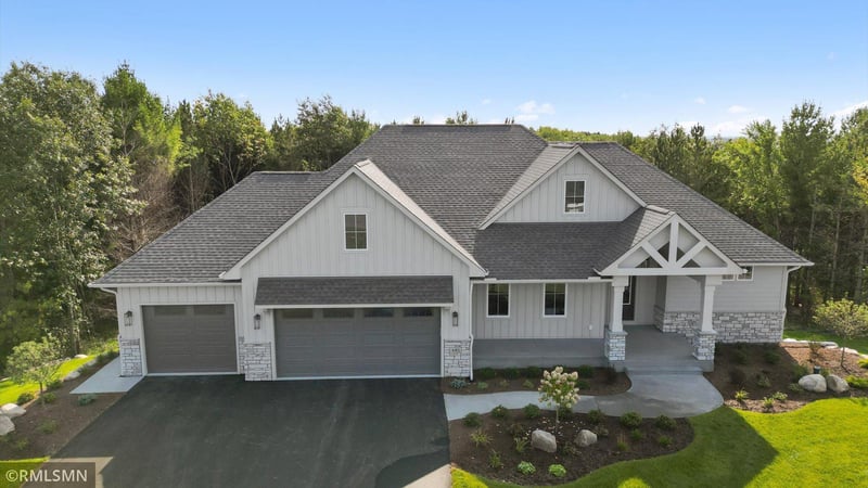10484 56th Pl N, Lake Elmo, MN 55042
