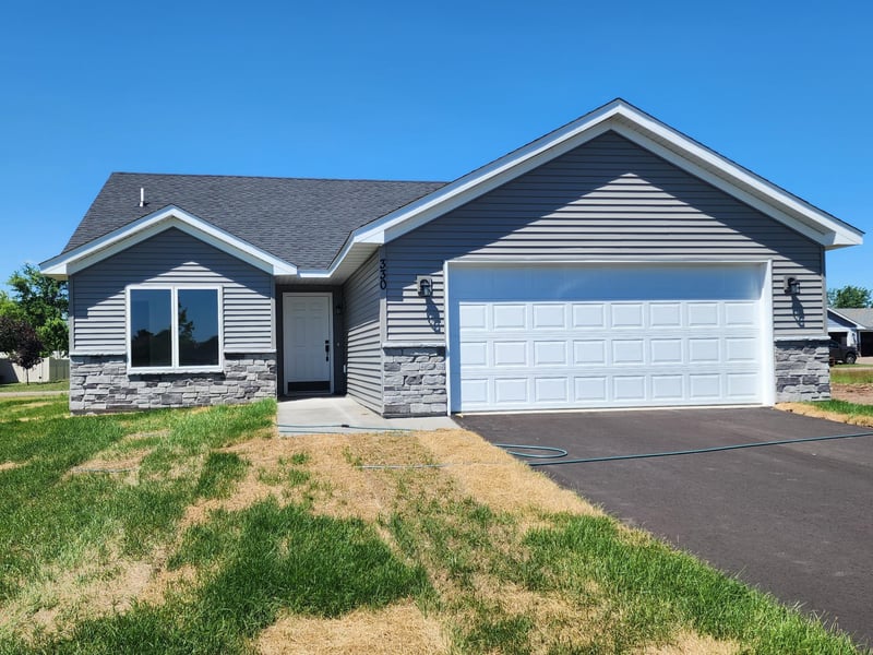 330 Mill St, Osceola, WI 54020
