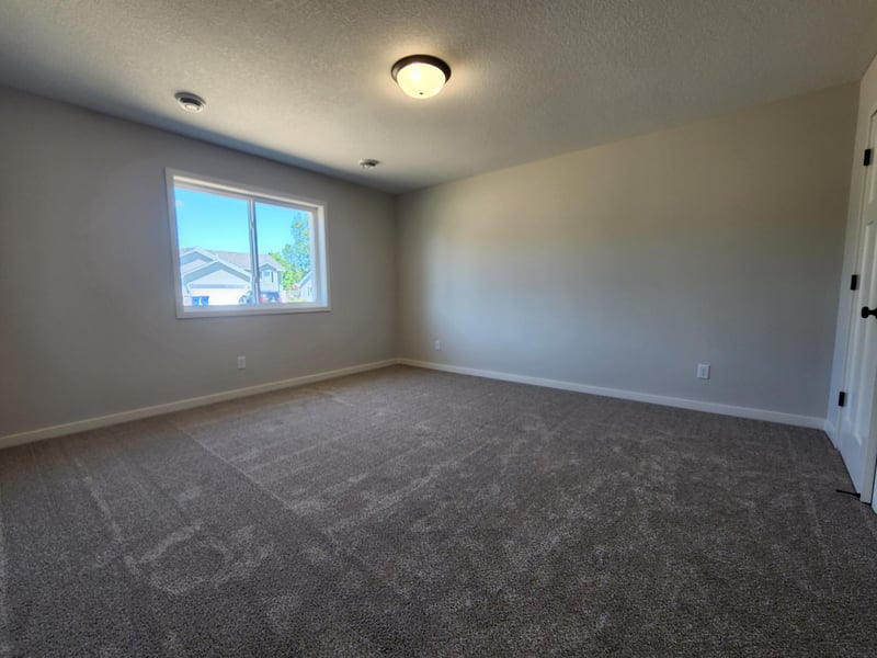 330 Mill St, Osceola, WI 54020