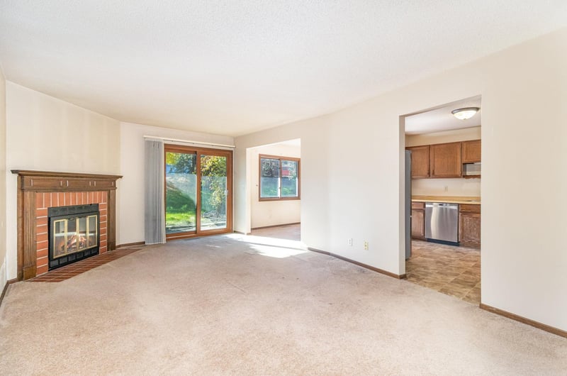 5157 Balmoral Ln, Bloomington, MN 55437