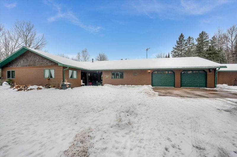 6813 S 18 Street Rd, Lake Nebagamon, WI 54849