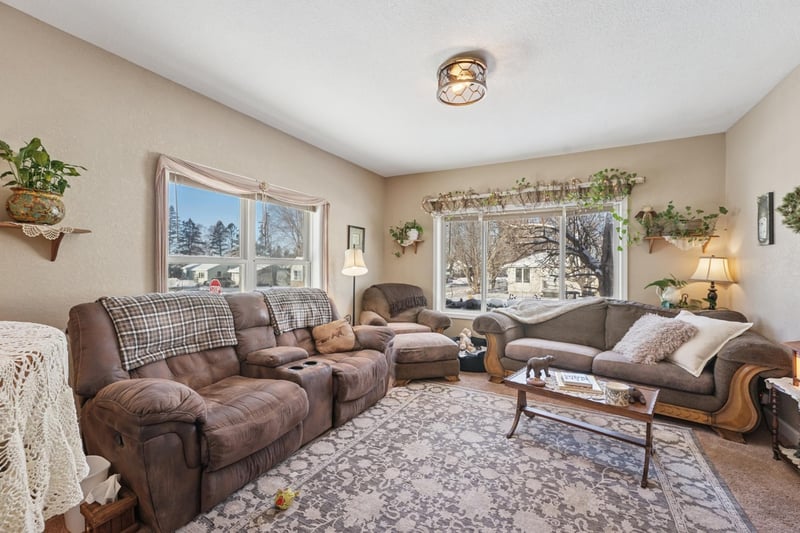 630 2nd St, Duluth, MN 55810
