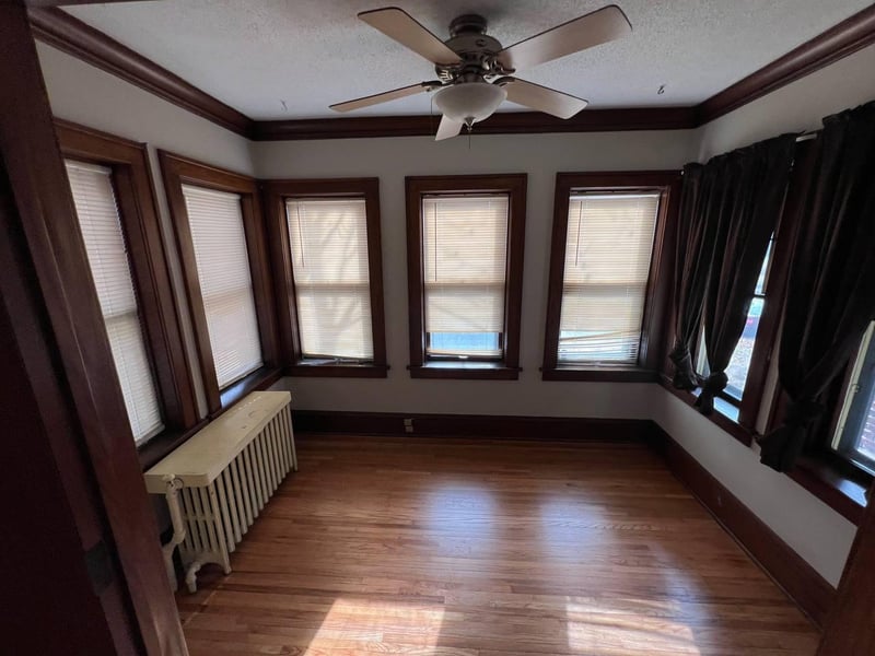 1125 Central Ave W, Saint Paul, MN 55104