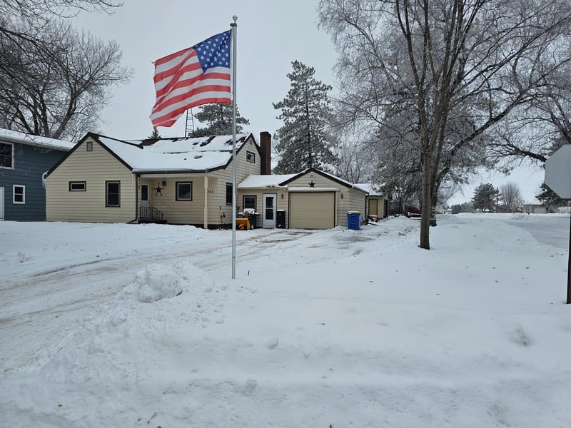 204 S Dayton Ave, Parkers Prairie, MN 56361