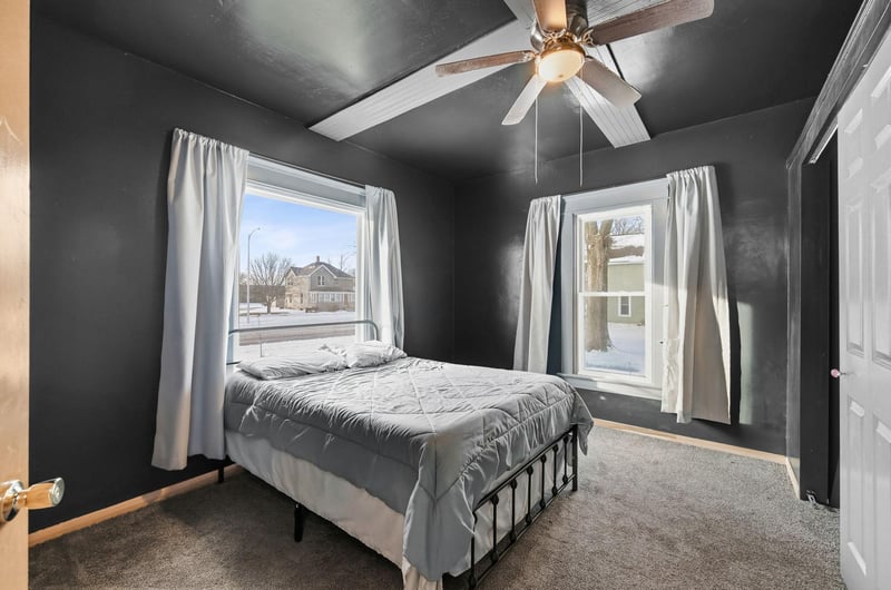 406 E Ciro St, Truman, MN 56088