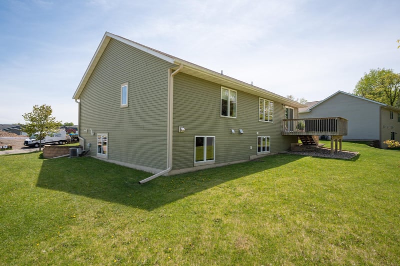 1250 Mounds Ct, Lake City, MN 55041